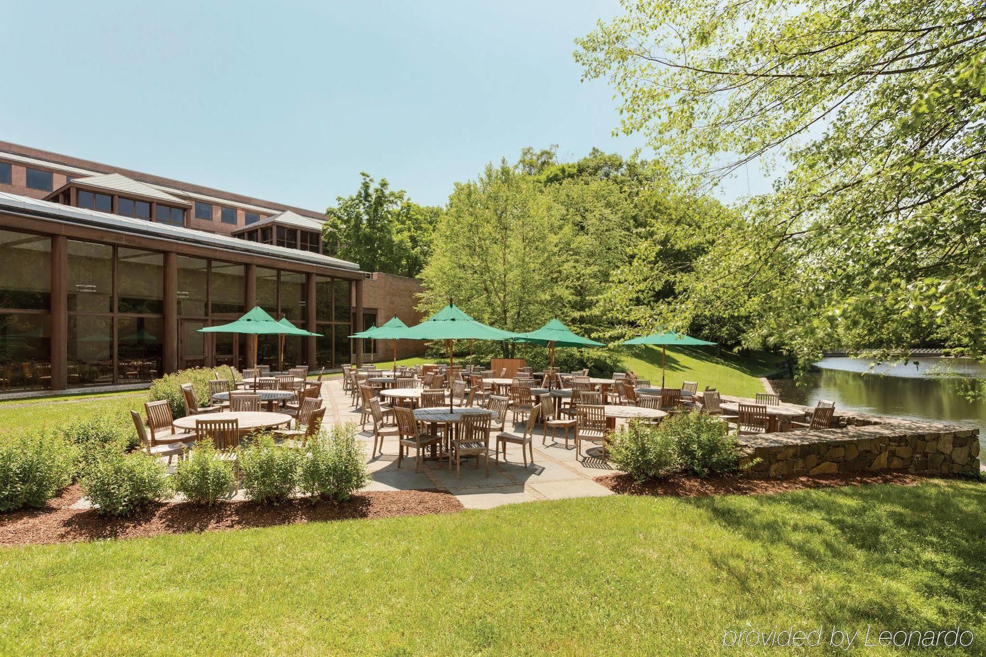 Palisades Premier Conference Center Hotel Exterior photo